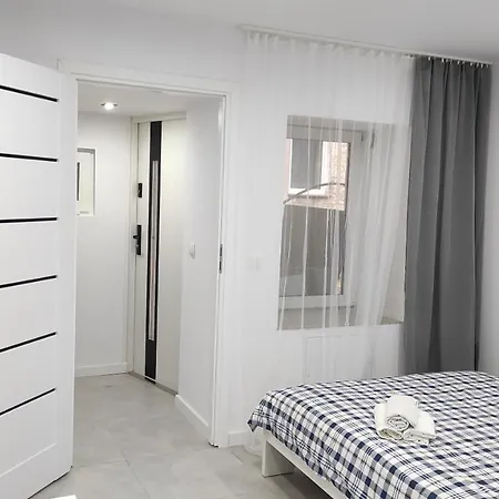 Apartment Krotka Czestochowa