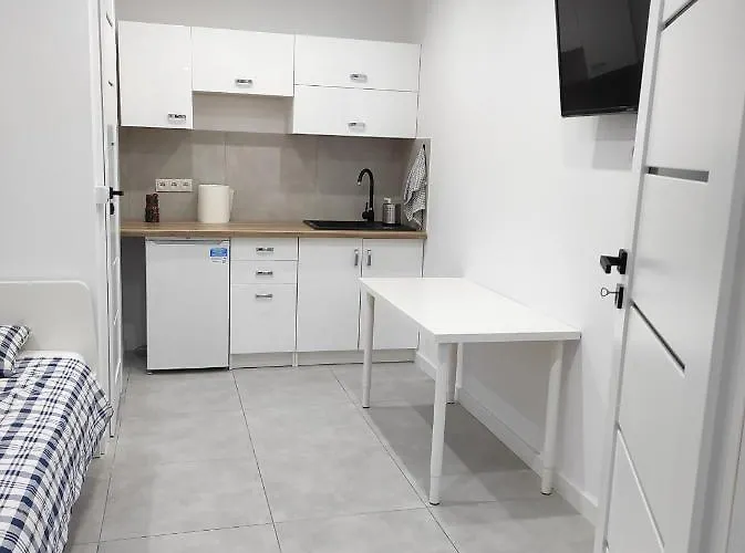 Krotka דירה צ'סטוצ'ובה